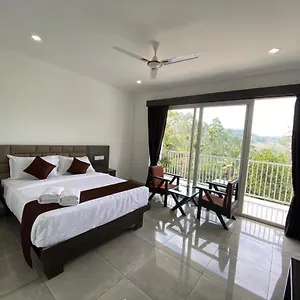 Rainwood Aurum Hotel